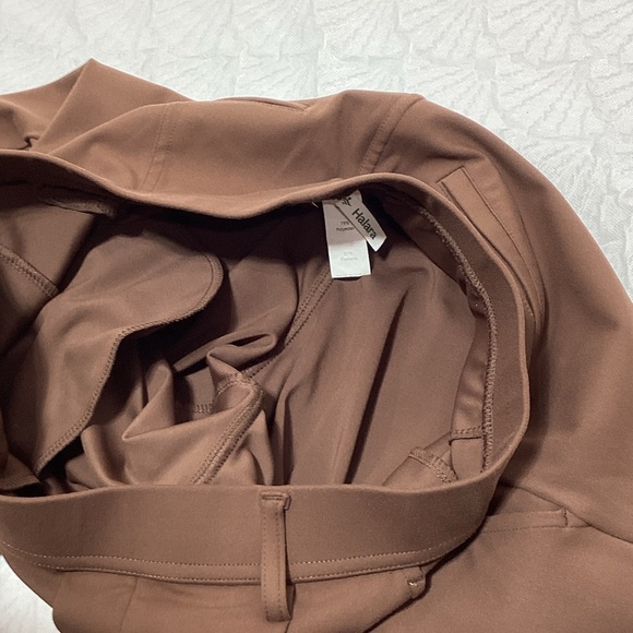 HALARA women’s medium  Classic Brown stretch Trousers - Picture 11 of 11